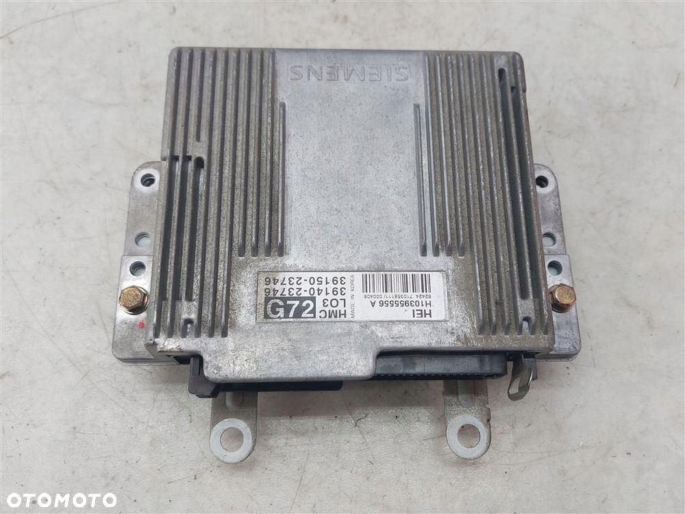 Komputer sterownik silnika Hyundai Coupe I 1996-2000 1,6 B H103955556A