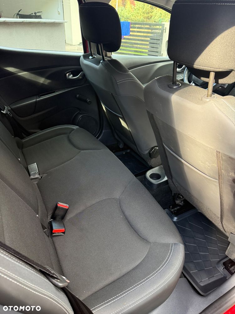 Renault Clio 1.2 16V Life - 16