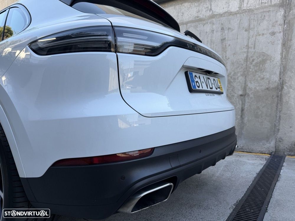 Porsche Cayenne E-Hybrid Platinum Edition - 18