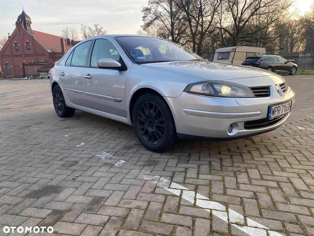 Renault Laguna 1.9 dCi Luxe Privilege - 1