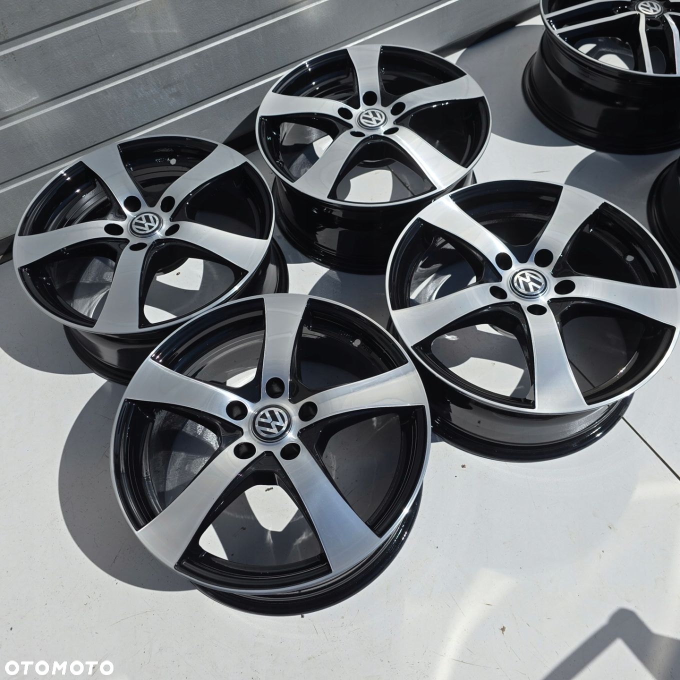 VW PASSAT B7 B8 CC TIGUAN II I T-ROC SHARAN GOLF VI VII CADDY 5x112 17 4X - 2