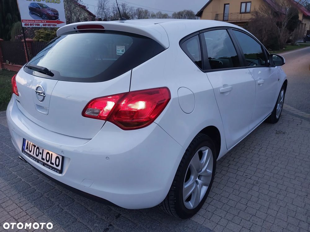 Opel Astra - 6