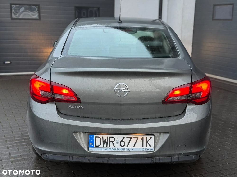 Opel Astra - 6