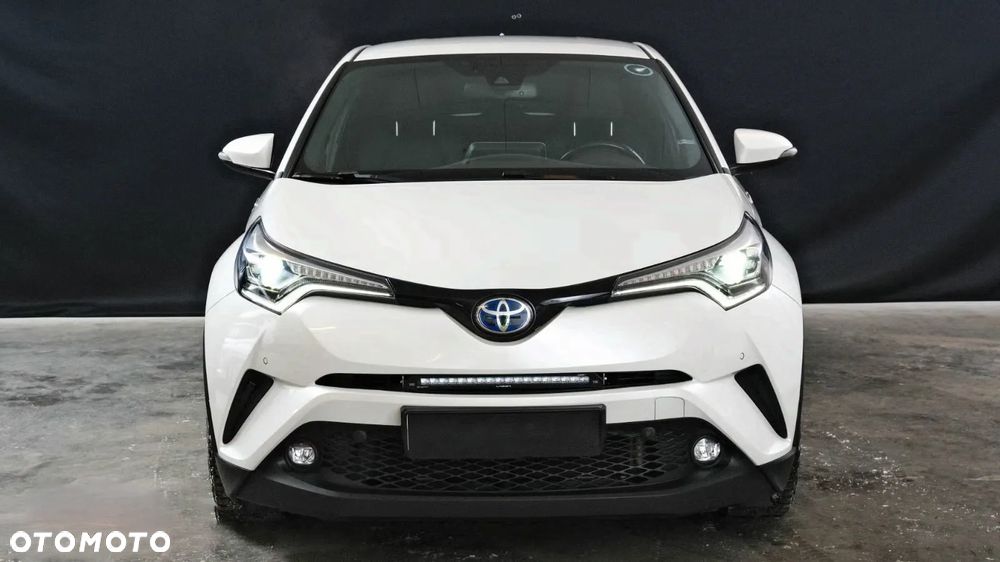 Toyota C-HR Lounge - 2