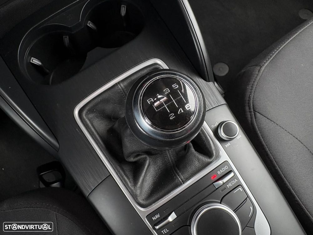 Audi A3 Limousine 1.6 TDI Attraction Ultra - 17