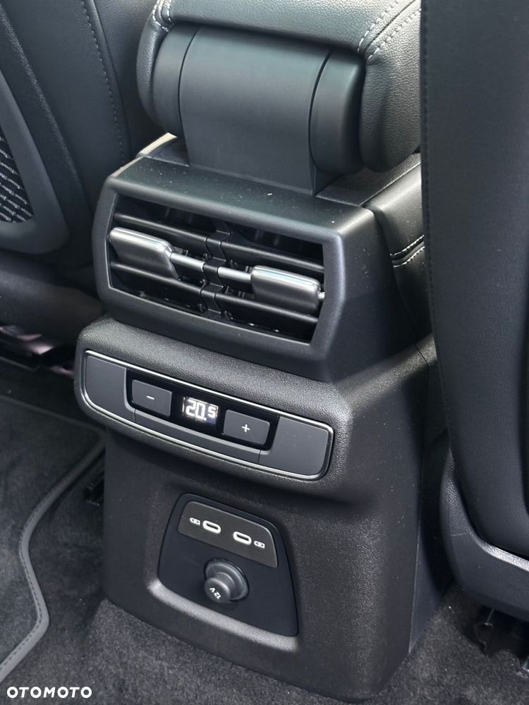 Audi Q4 e-tron - 28