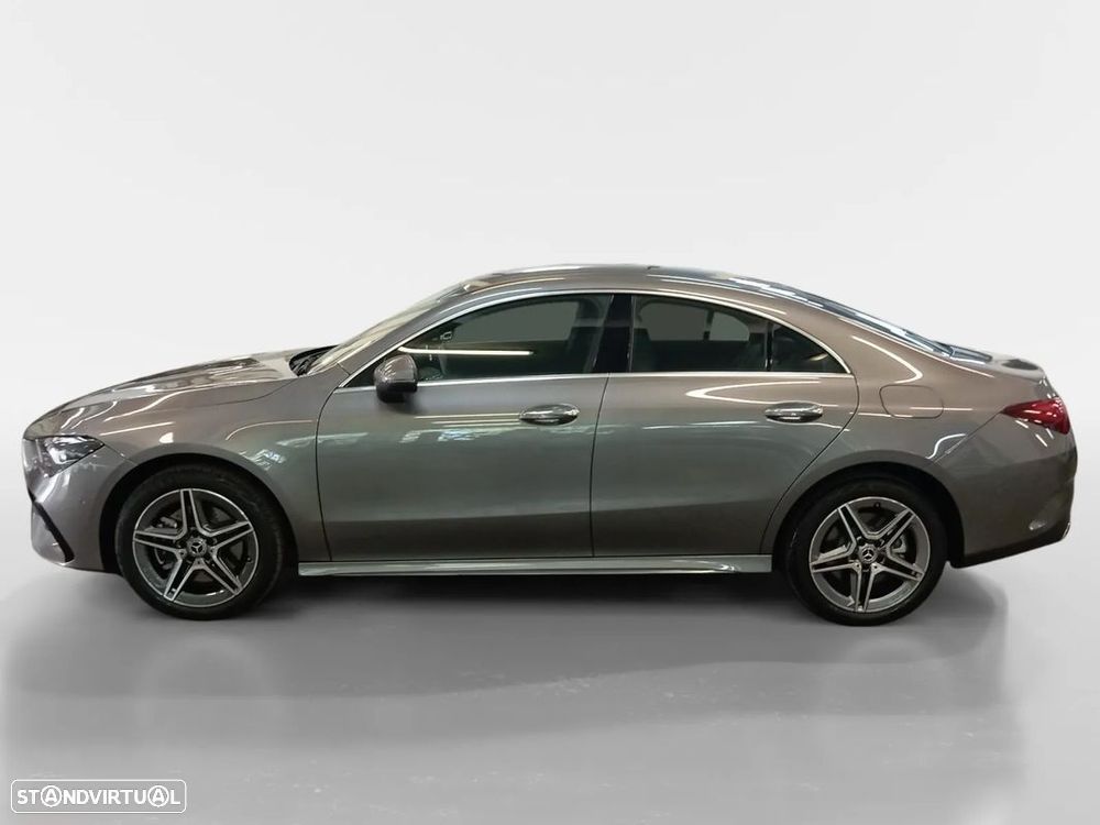Mercedes-Benz CLA 250 e AMG Line - 3
