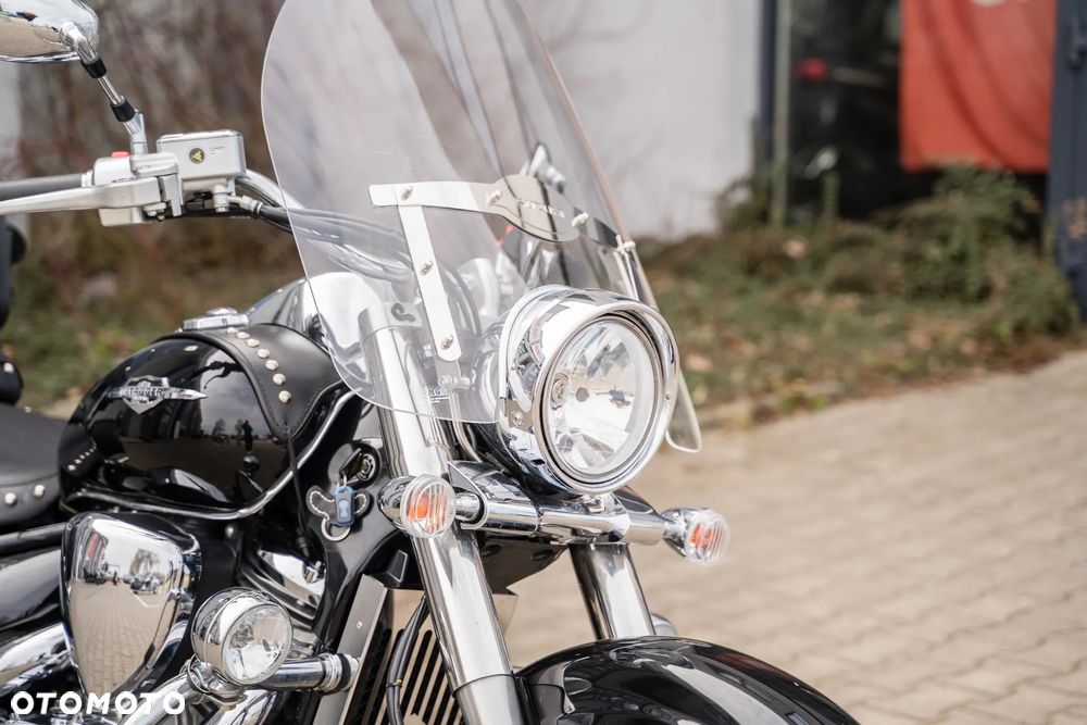 Suzuki VL 800 Volusia - 7