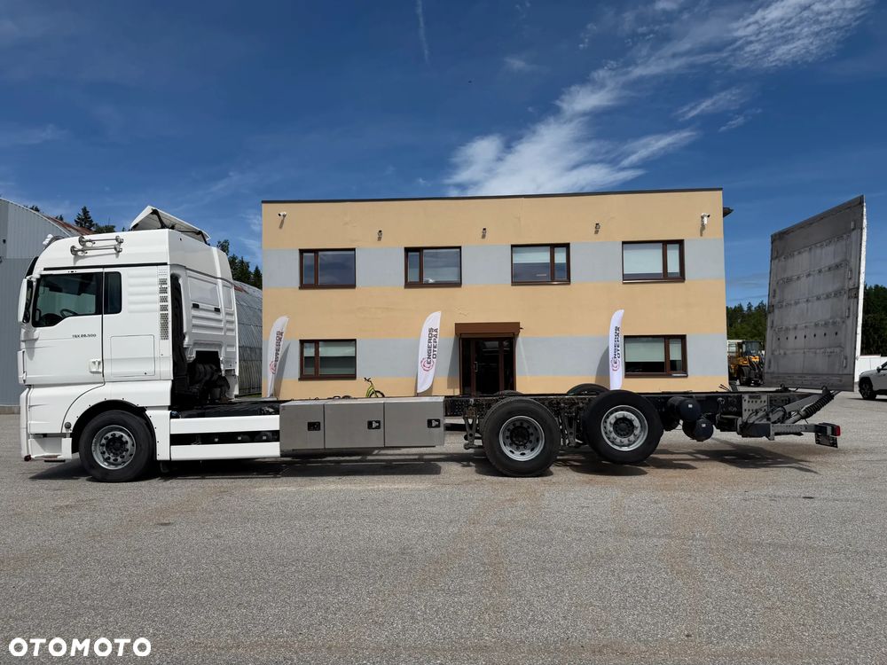 MAN TGX 26.500 6X2 + EURO6 + RETARDER - 8