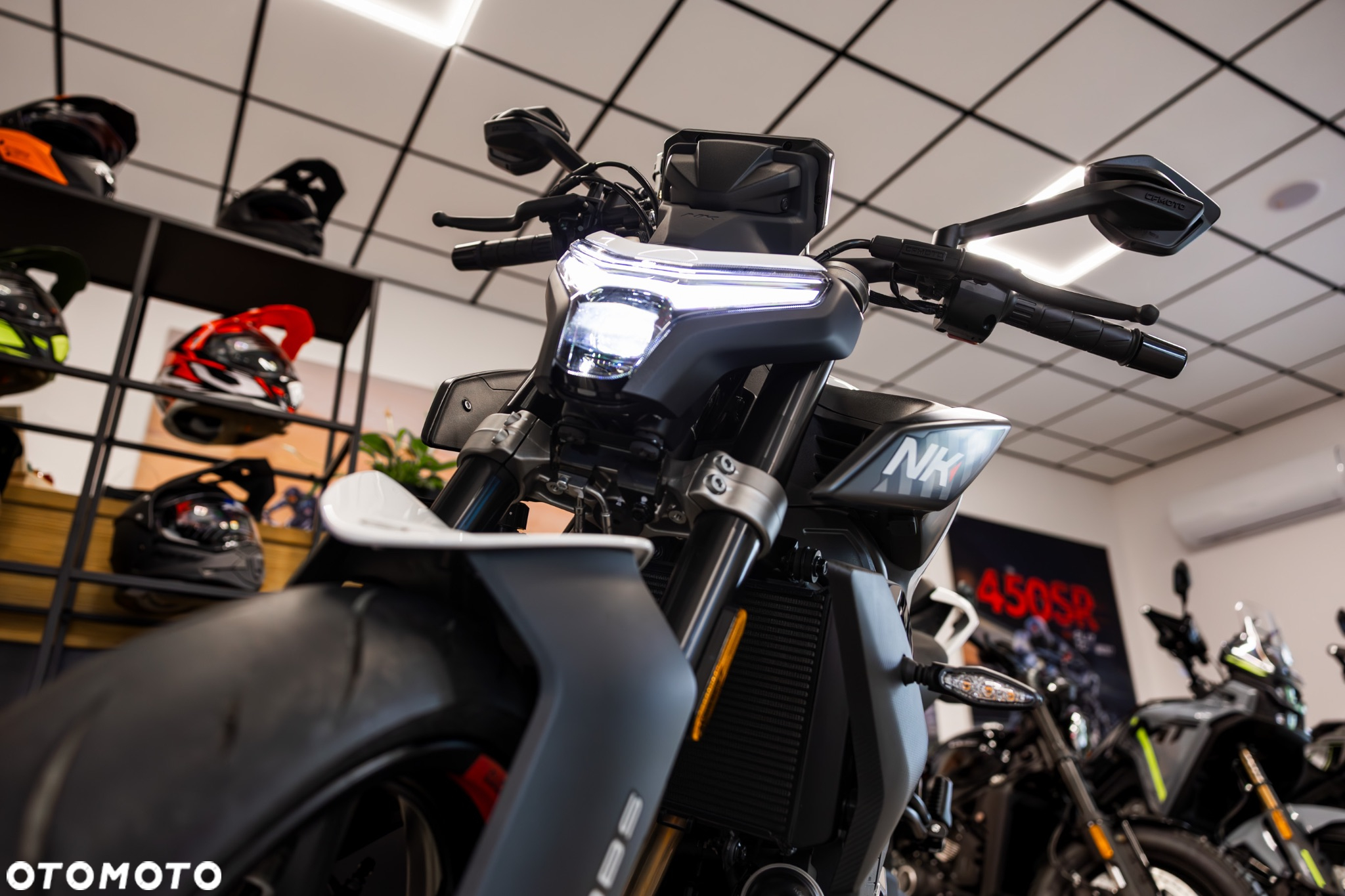 CFMoto NK - 4