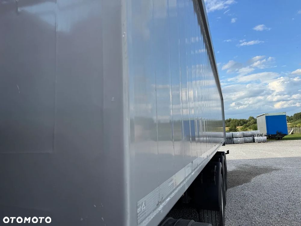Langendorf SKA 24/31 - WAGA 5000 kg / PODNOSZONA OŚ / ALUMINIOWE FELGI / ORYGINALNY LAKIER / BARDZO DOBRY STAN - 4
