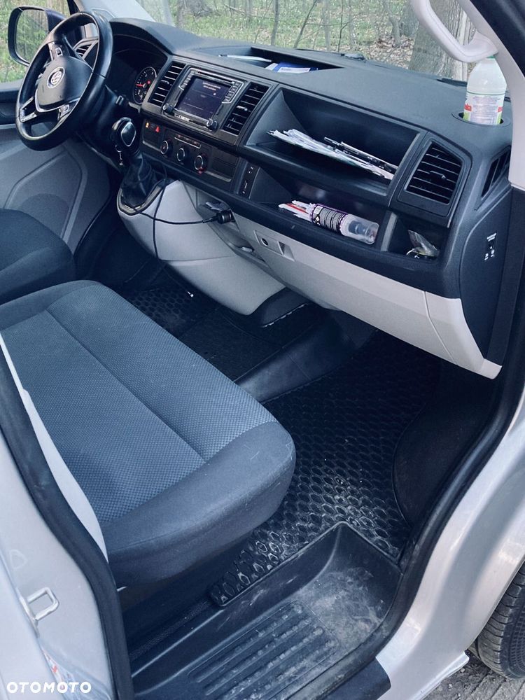 Volkswagen Transporter T6 - 12