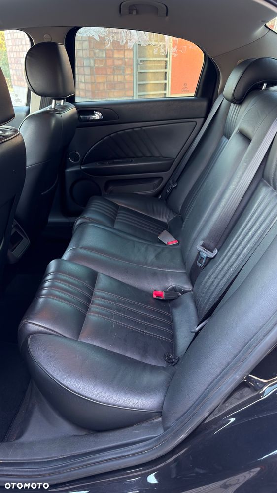 Alfa Romeo 159 1.9 JTDM 8V DPF Distinctive - 20