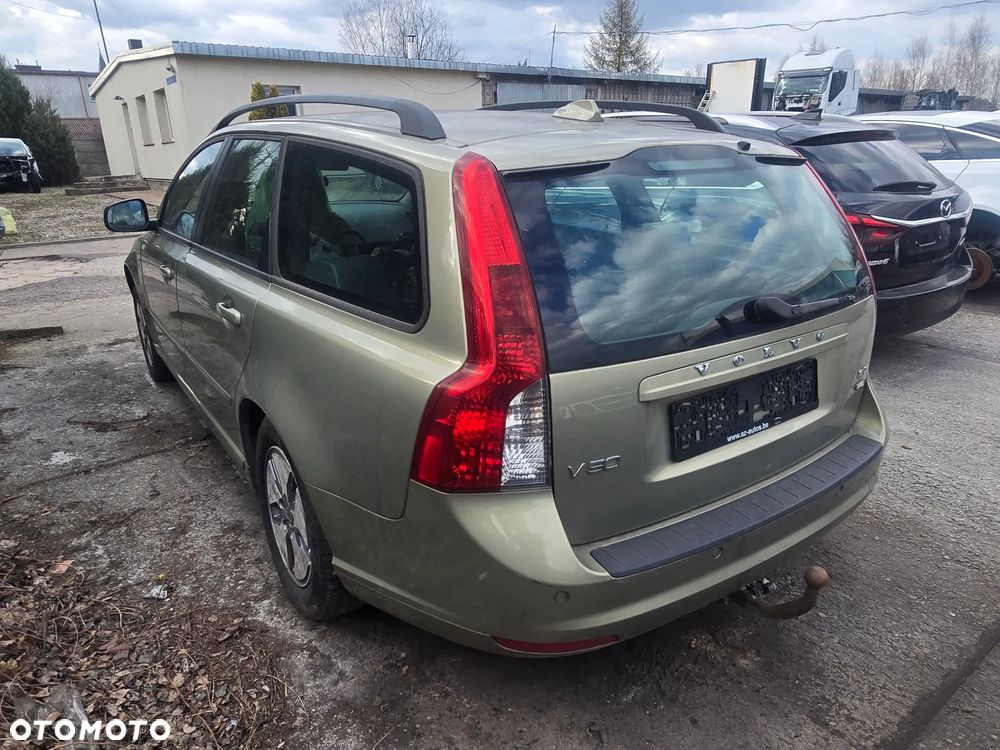 Volvo V50 1.6D DPF DRIVe Momentum - 4