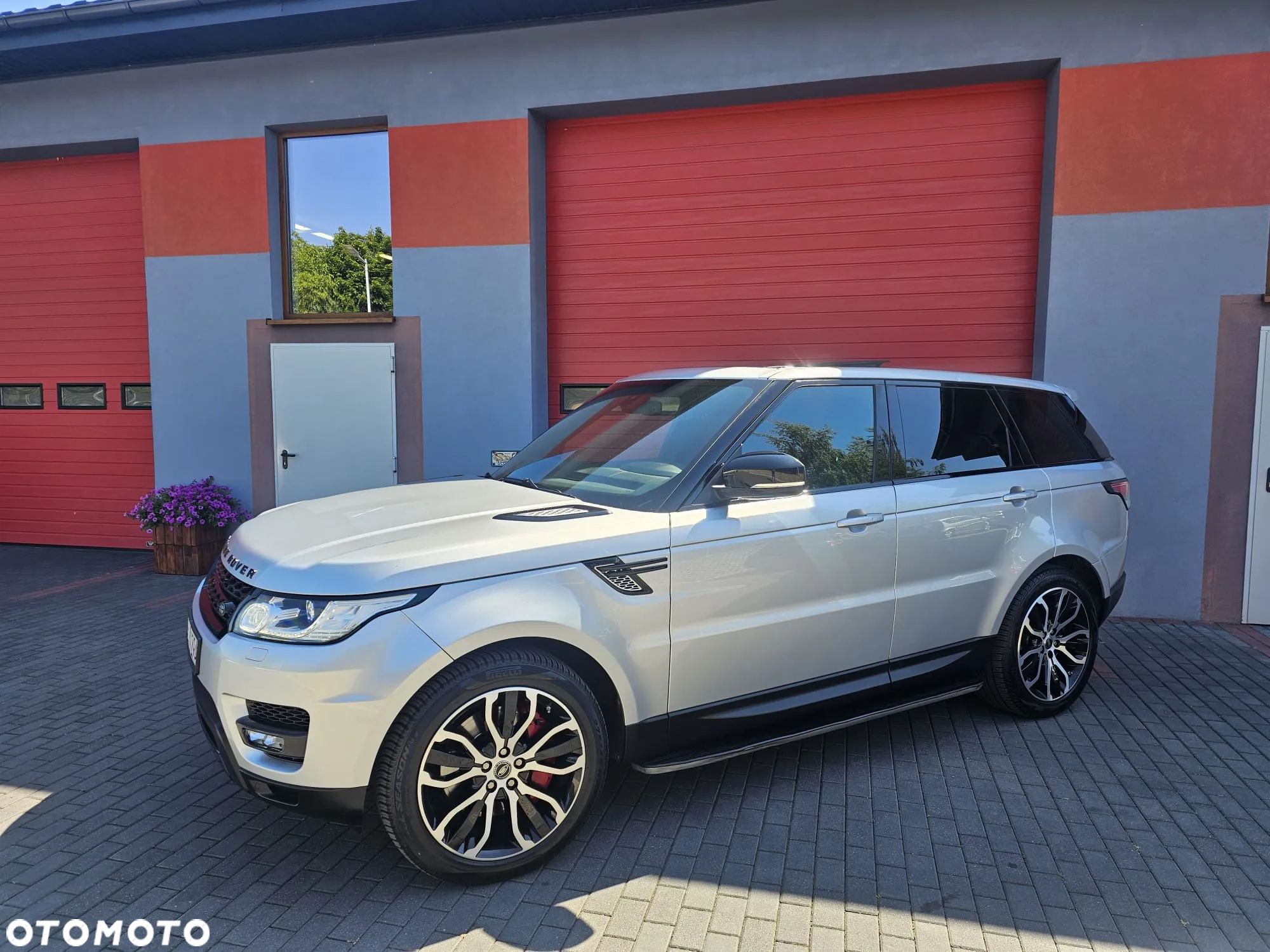 Land Rover Range Rover Sport SDV6 HSE Dynamic - 4