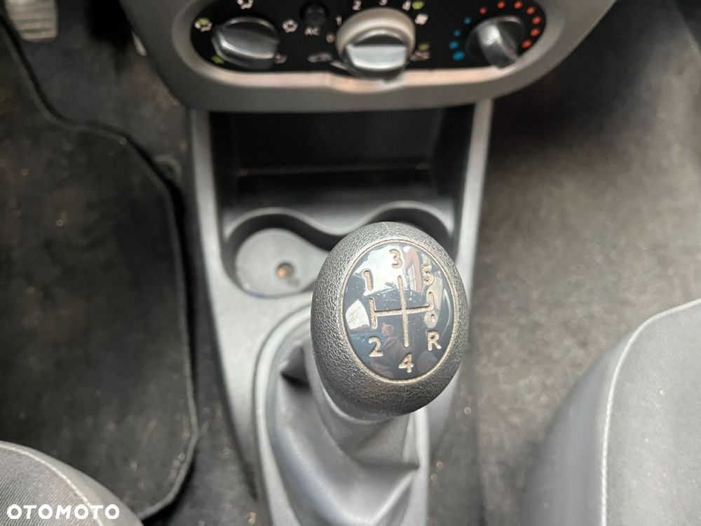 Dacia Sandero 1.2 16V 75 Ambiance - 12