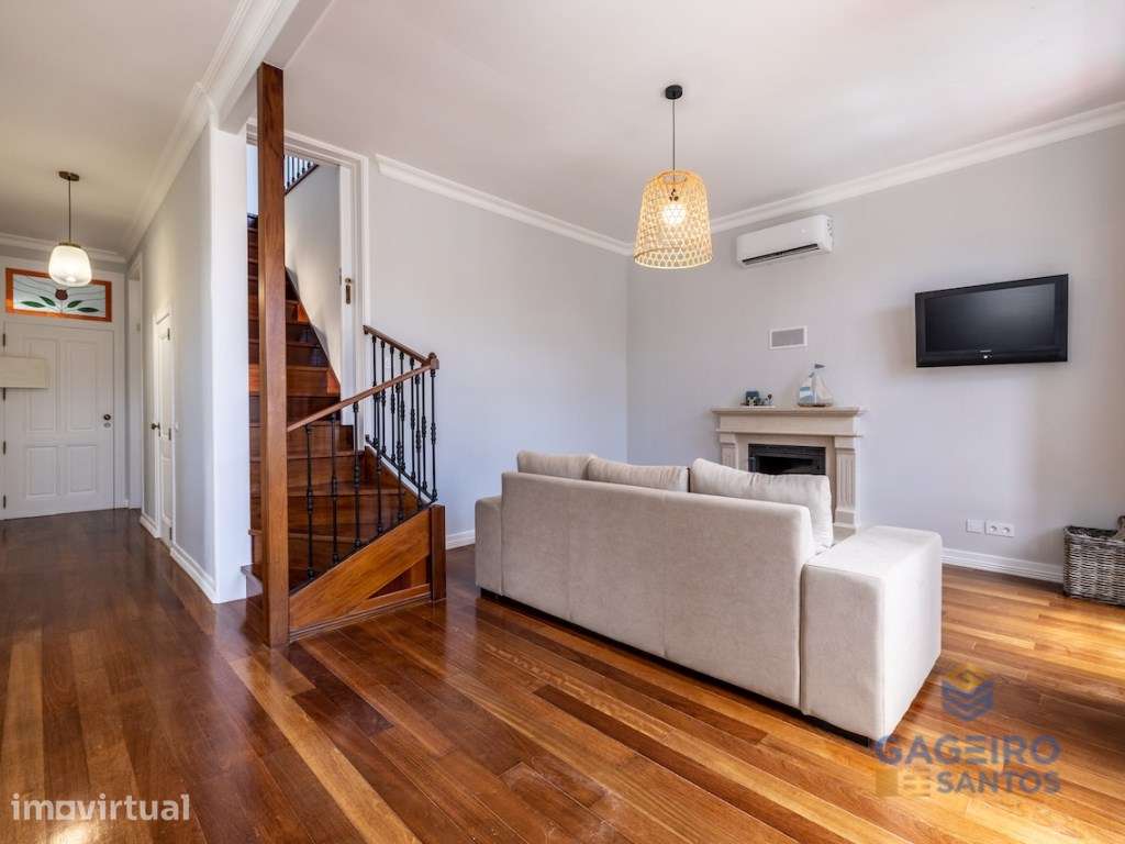 Apartamento Único com Charme Histórico e Conforto Moderno a Passos ... - Grande imagem: 2/60