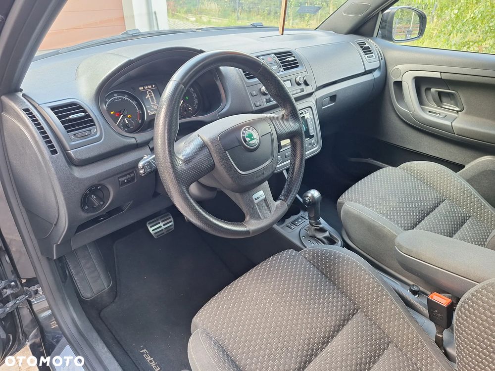 Skoda Fabia 1.4 TSI Combi DSG RS - 11