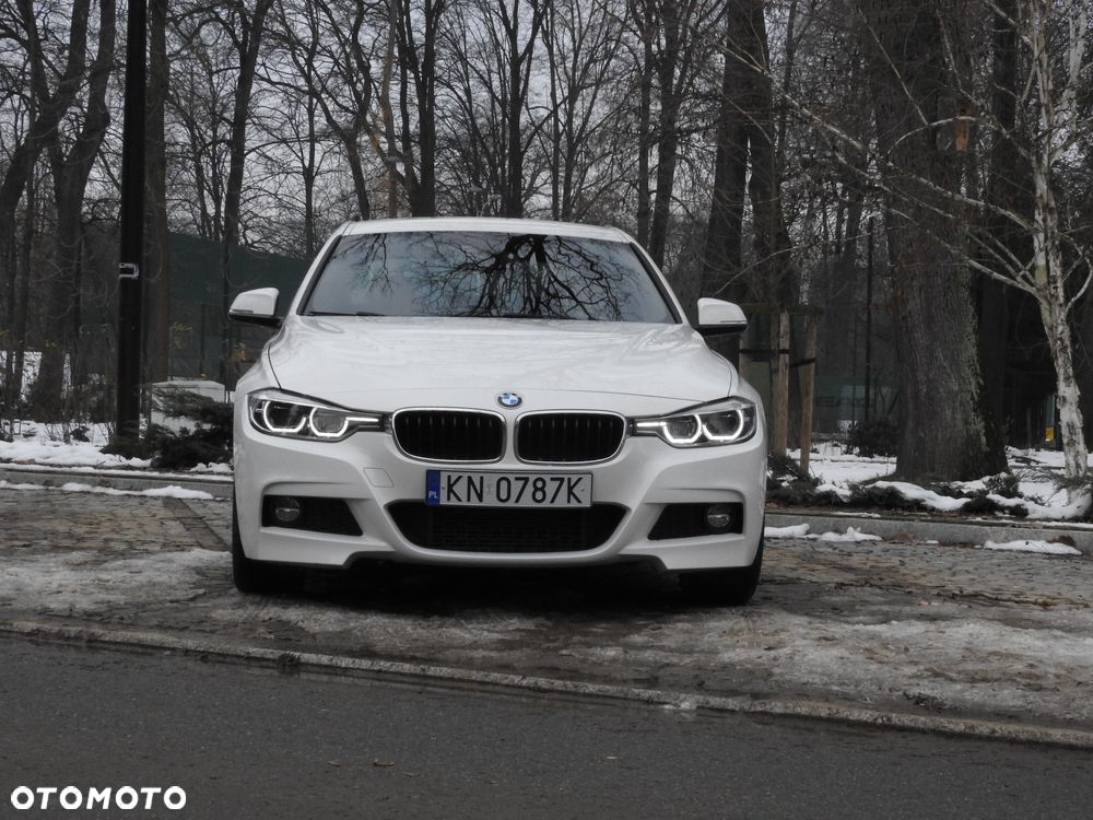 BMW Seria 3 - 32