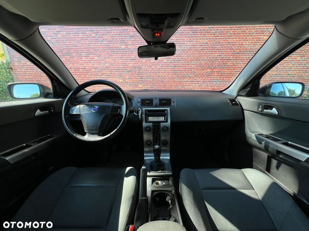 Volvo V50 2.4 - 6