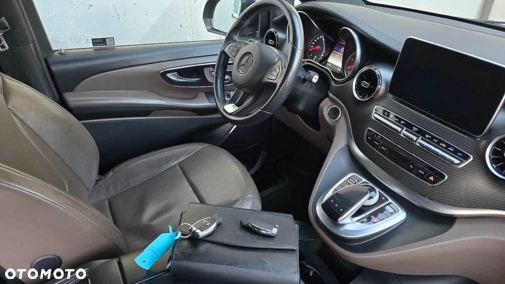 Mercedes-Benz Klasa V 300 d 4-Matic Avantgarde 9G-Tronic (d³ugi) - 39
