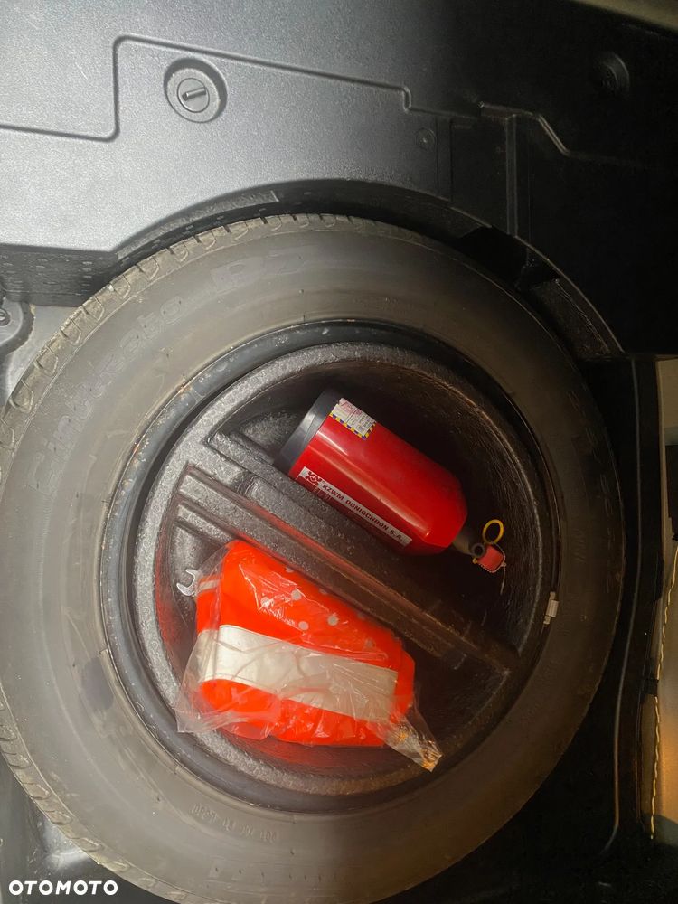 Volkswagen Passat 2.0 TDI Comfortline - 29