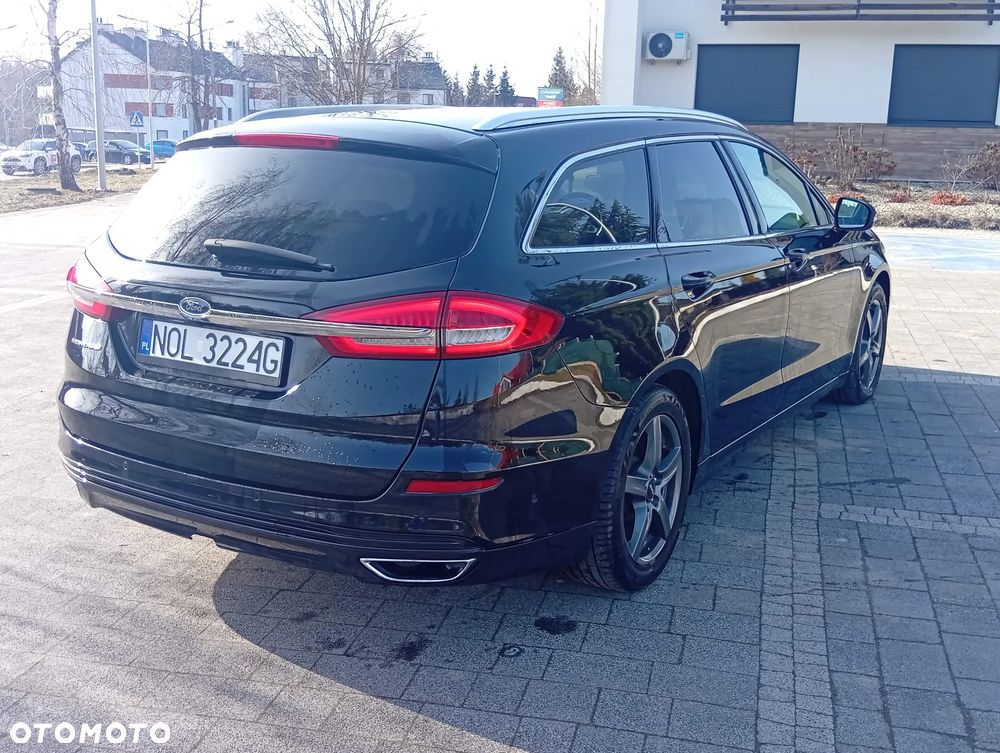 Ford Mondeo 2.0 EcoBlue Titanium - 13