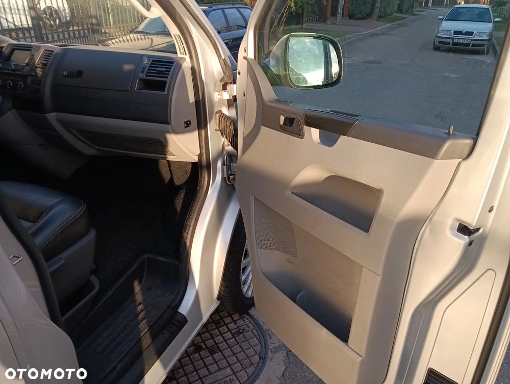 Volkswagen Transporter - 21
