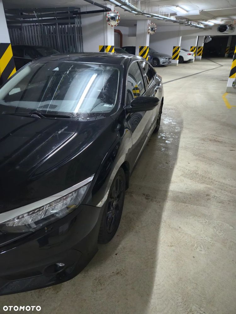 Honda Civic 1.5 T Executive - 11