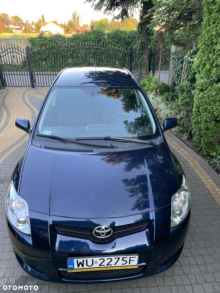 Toyota Auris 2.0 D-4D Luna - 2