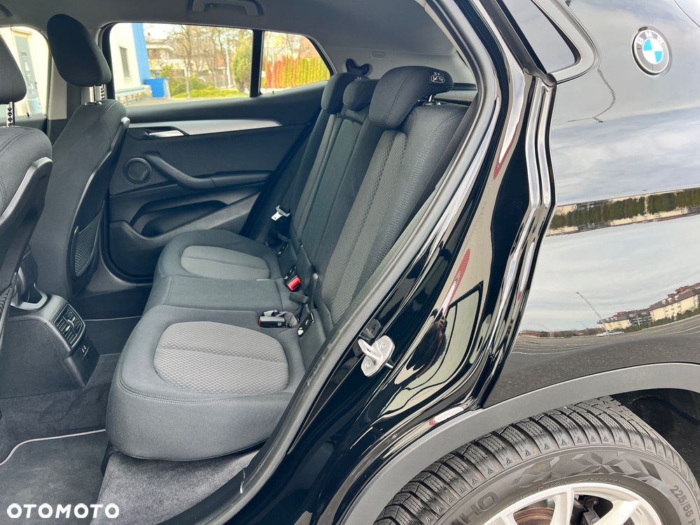 BMW X2 sDrive18i Advantage - 16