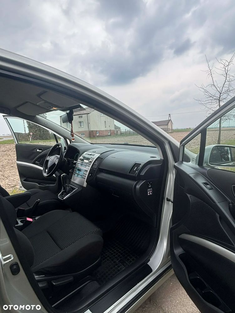 Toyota Corolla Verso 1.8 Sol 7os - 9