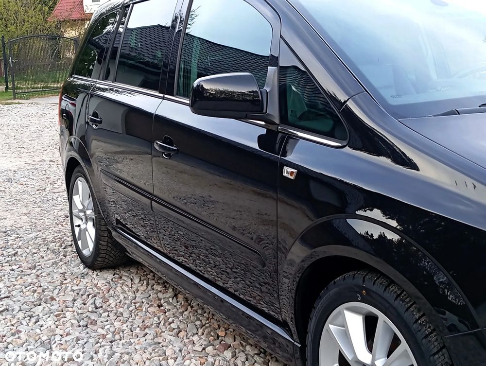 Opel Zafira 1.8 Design Edition - 10