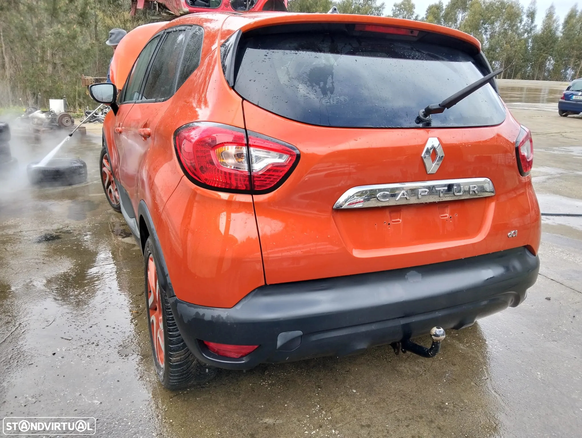 Renault Captur 1.5 dci ano 2015 - 4