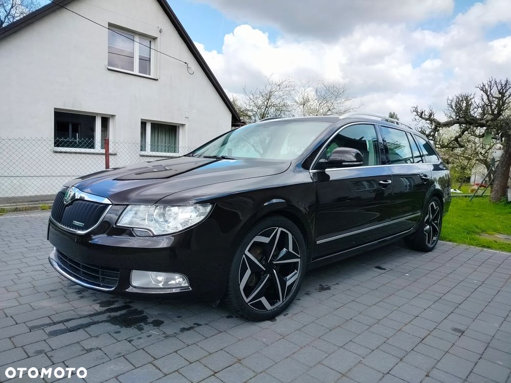 Skoda Superb 1.6 TDI GreenLine - 1