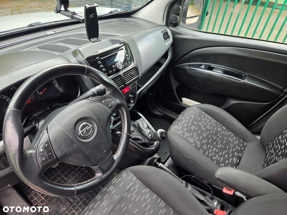 Opel Combo 1.6 CDTI Cosmo - 4