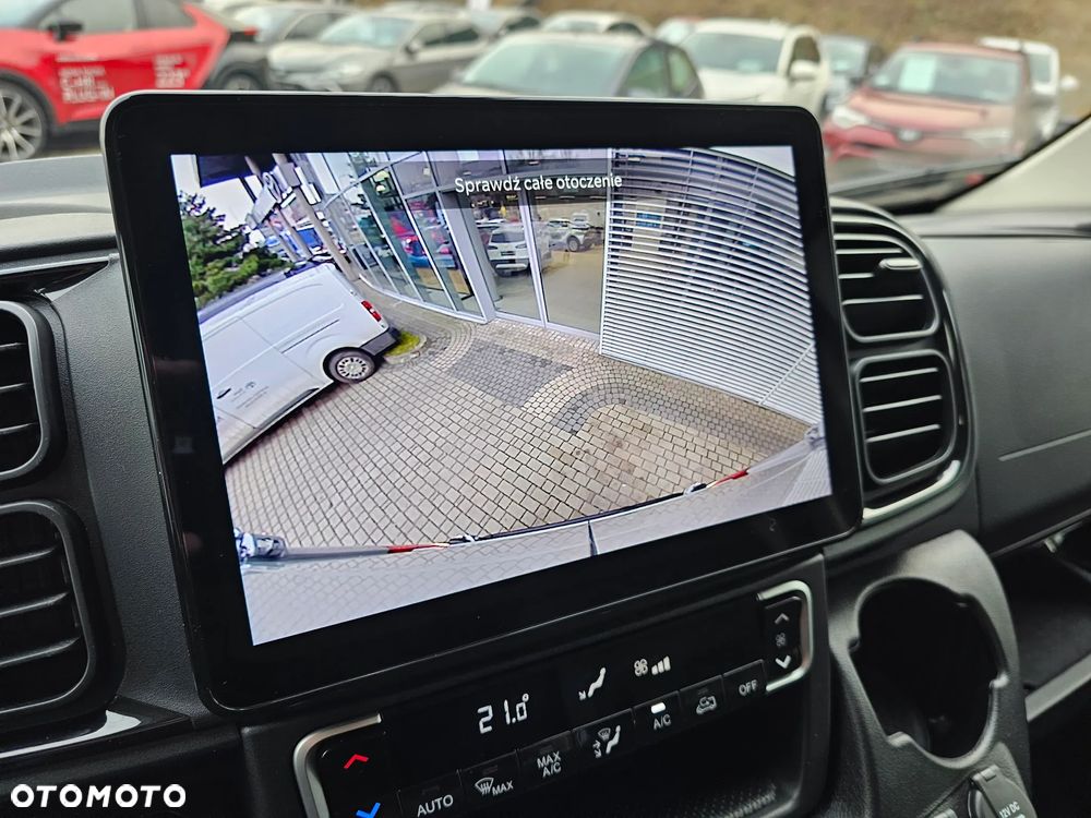 Toyota Proace MAX - 12