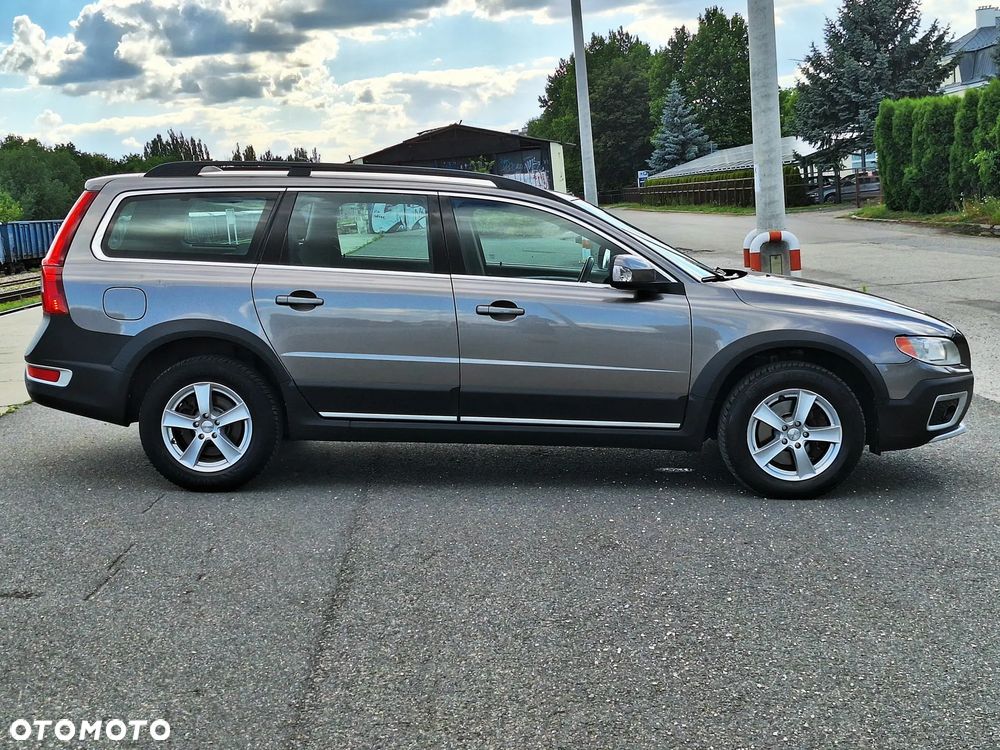 Volvo XC 70 D5 AWD Kinetic - 24