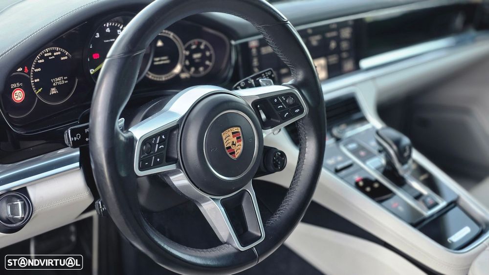 Porsche Panamera Sport Turismo 4 E-Hybrid Platinum Edition - 31