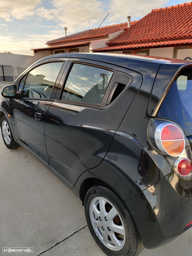 Chevrolet Spark 1.0 L - 5