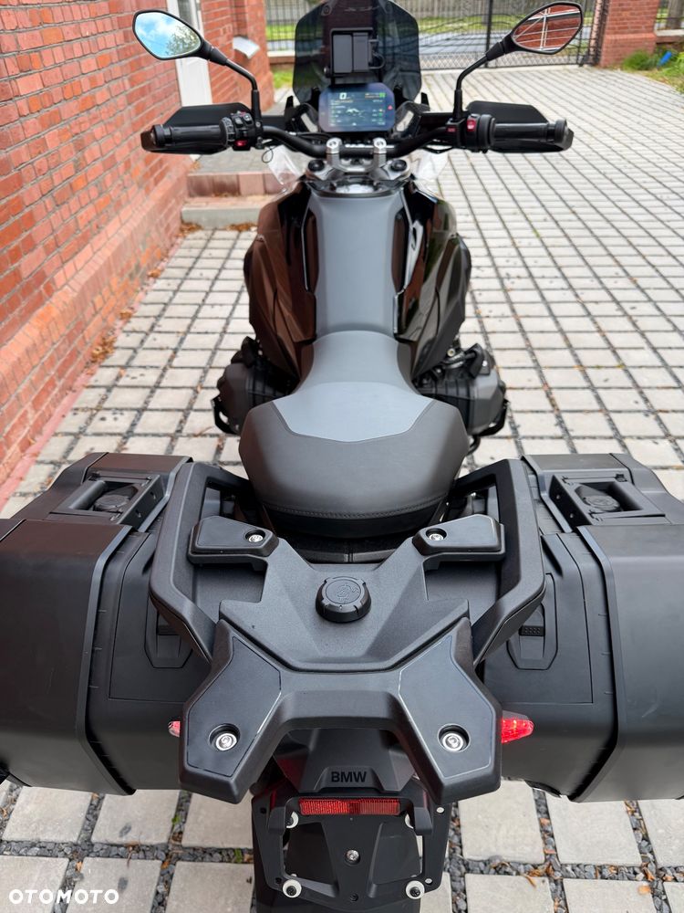 BMW R - 9