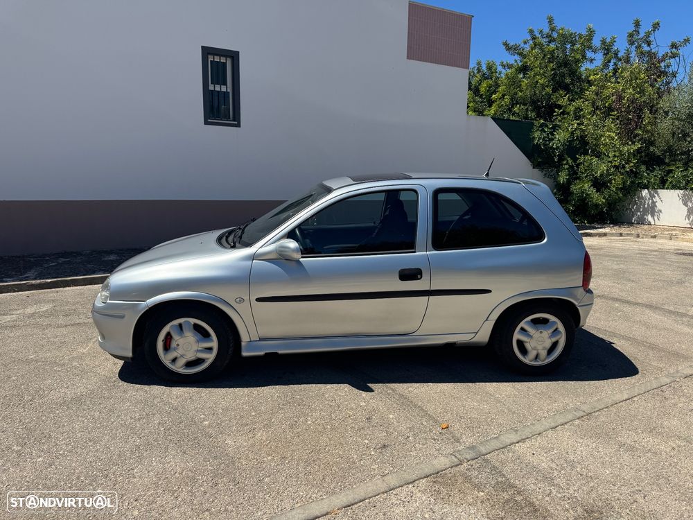 Opel Corsa 1.6 16V GSi - 3
