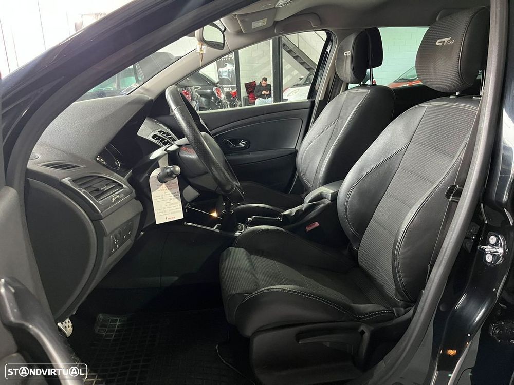 Renault Mégane Sport Tourer 1.6 dCi GT Line SS - 10