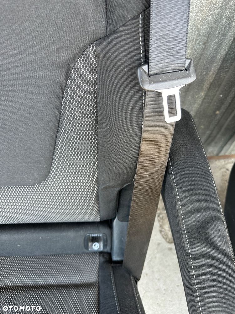 Mercedes v klasa  vito 447 fotel  suntiago Metris  EQV  pojedynczy - 8