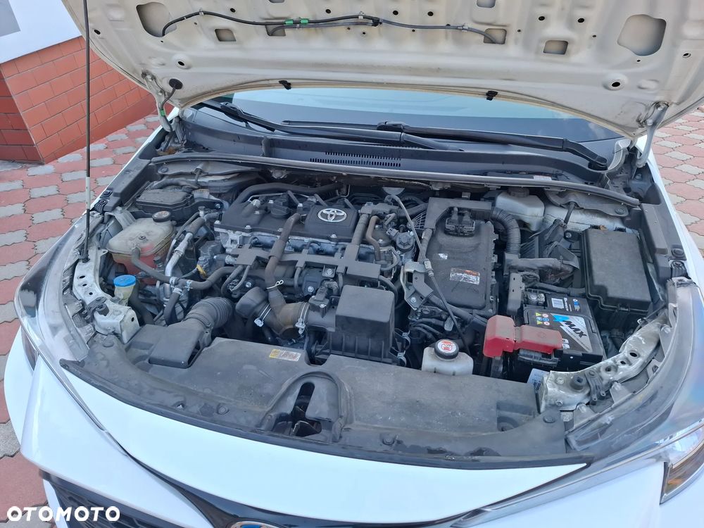 Toyota Corolla 1.8 Business Edition - 24
