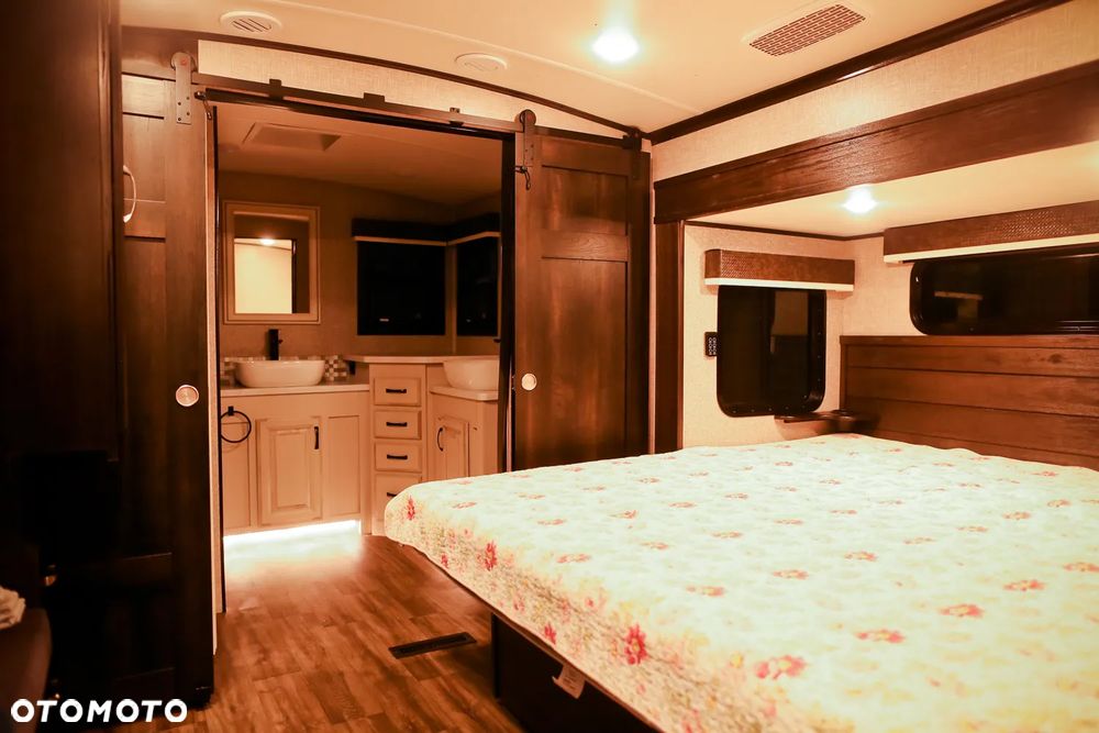 Inny 2023 Jayco North Point - 10