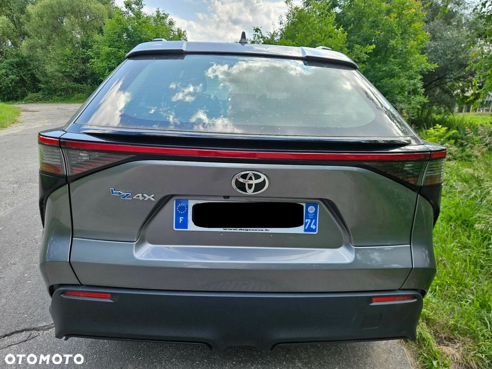 Toyota bZ4X Comfort - 7