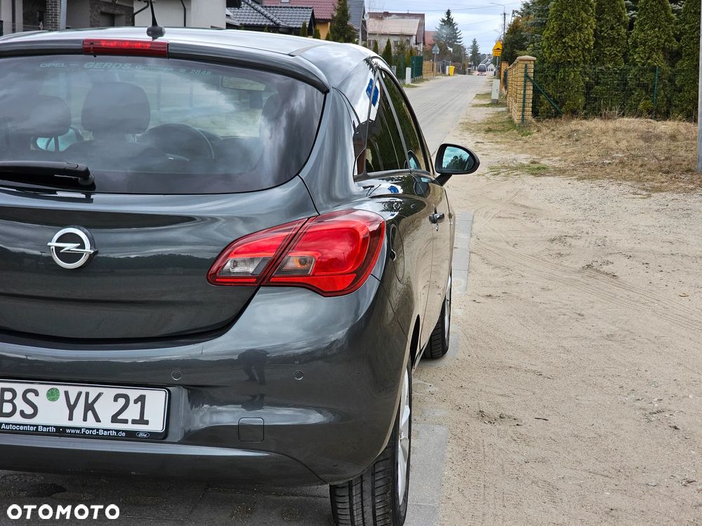 Opel Corsa 1.2 16V Cosmo - 12