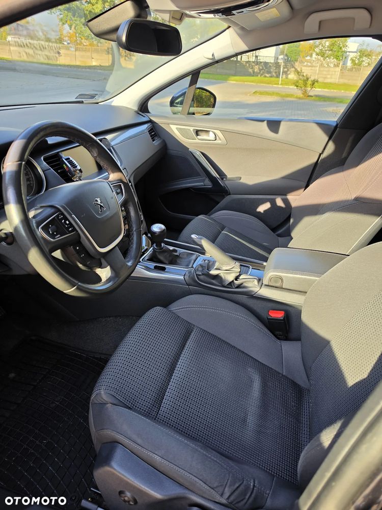 Peugeot 508 1.6 e-THP Active S&S - 10