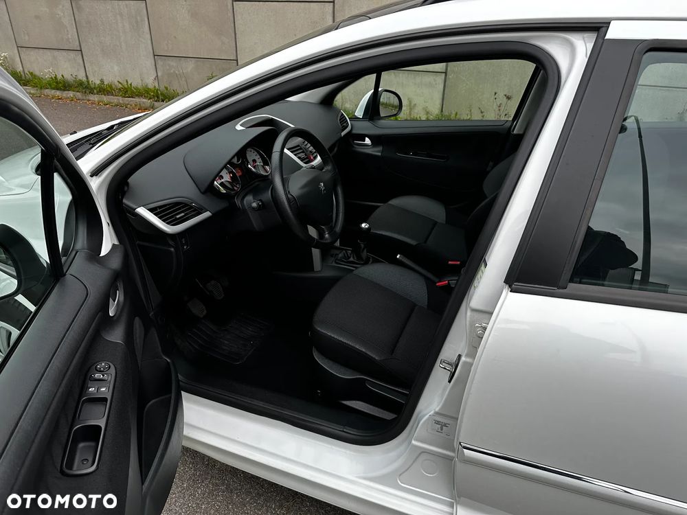 Peugeot 207 SW 95 VTi Tendance - 11